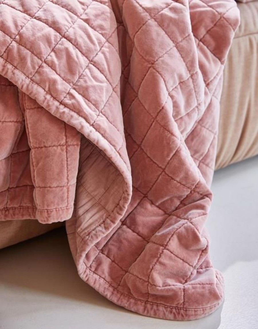 Spreien | ESSENZA Spreien Essenza Julia Sprei Earth Pink 270 X 265 Cm